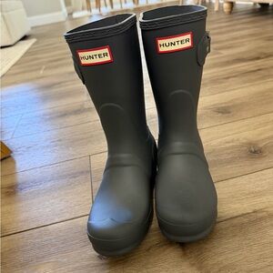 Hunter Black Ankle Boots with Buckle